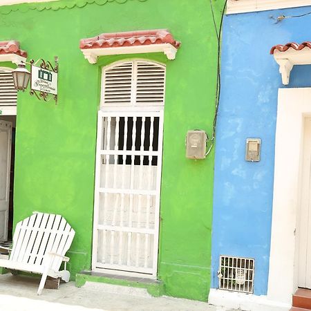 Hostel Green House Getsemani Cartagena ภายนอก รูปภาพ